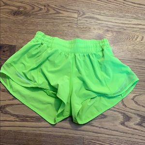 lime green lululemon hotty hot shorts 2.5